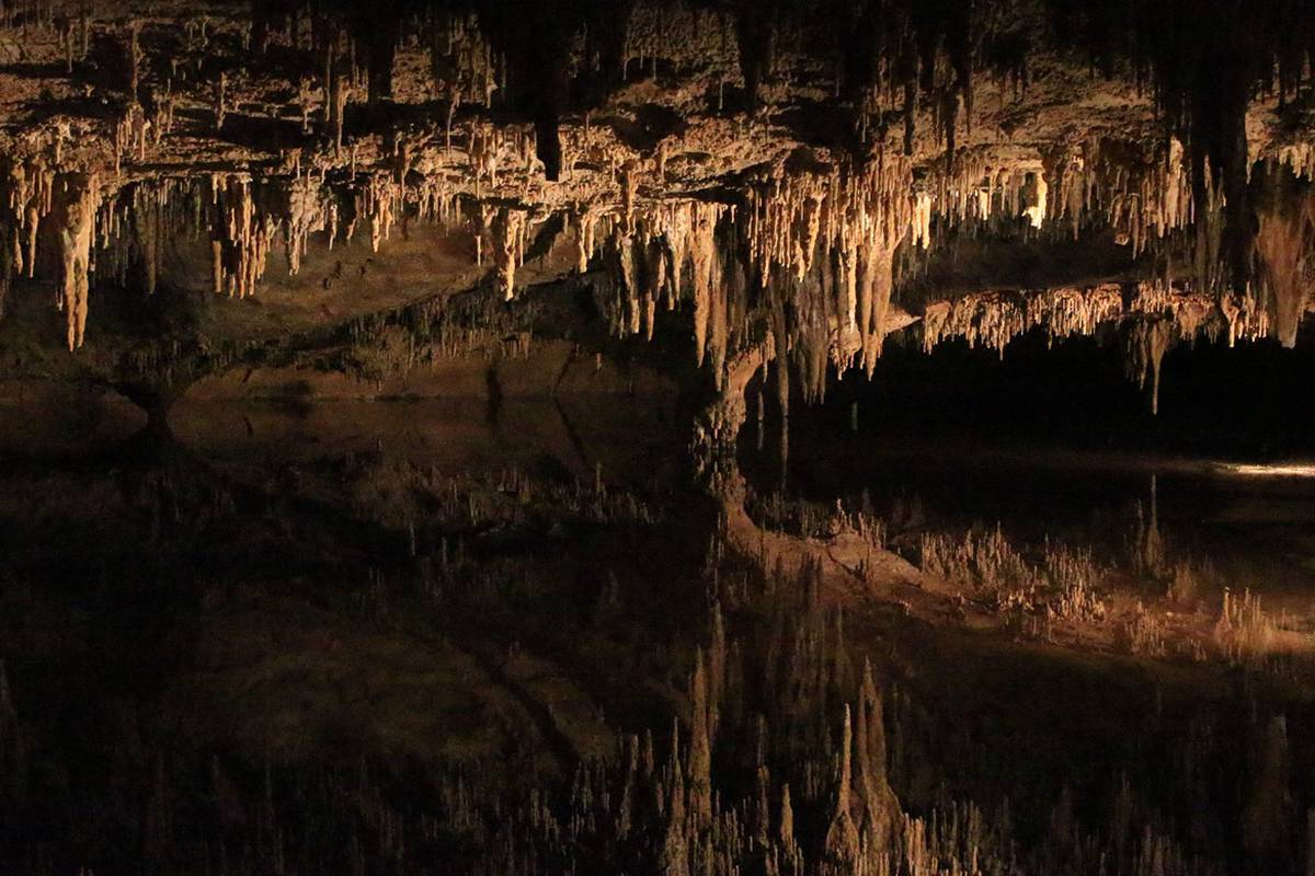 GRUTA-MARAVILLAS-MALAGA