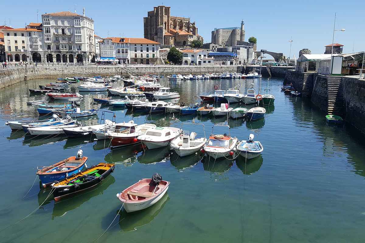 ruta por cantabria de 4 días furgoneta